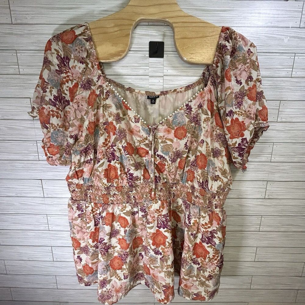 Torrid Top Women's 5 / 5X Georgette Eyelet Smocked Waist Puff Sleeve Boho Floral